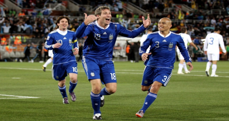 SV不莱梅vs艾默当踢球者直播_SV不莱梅vs艾默当踢球者直播免费观看无插件_高清在线观看SV不莱梅vs艾默当踢球者直播-24直播